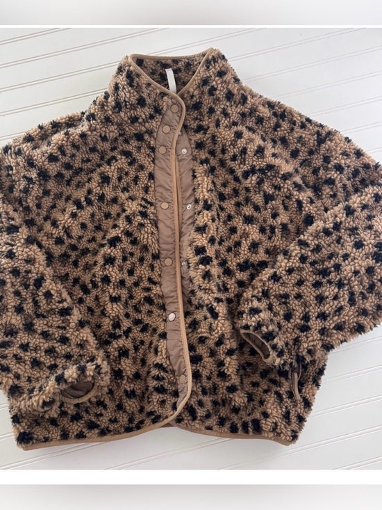 Fabletics Jackets & Blazers - Cheetah Leopard Print Fabletics Tahoe Teddy Coat Snap Up Jacket XXL